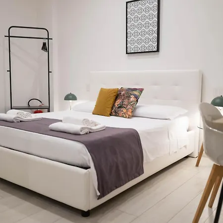 Bed and Breakfast Vivarum 4*