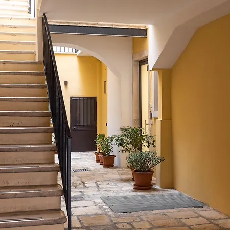 Bed and Breakfast Vivarum 4*